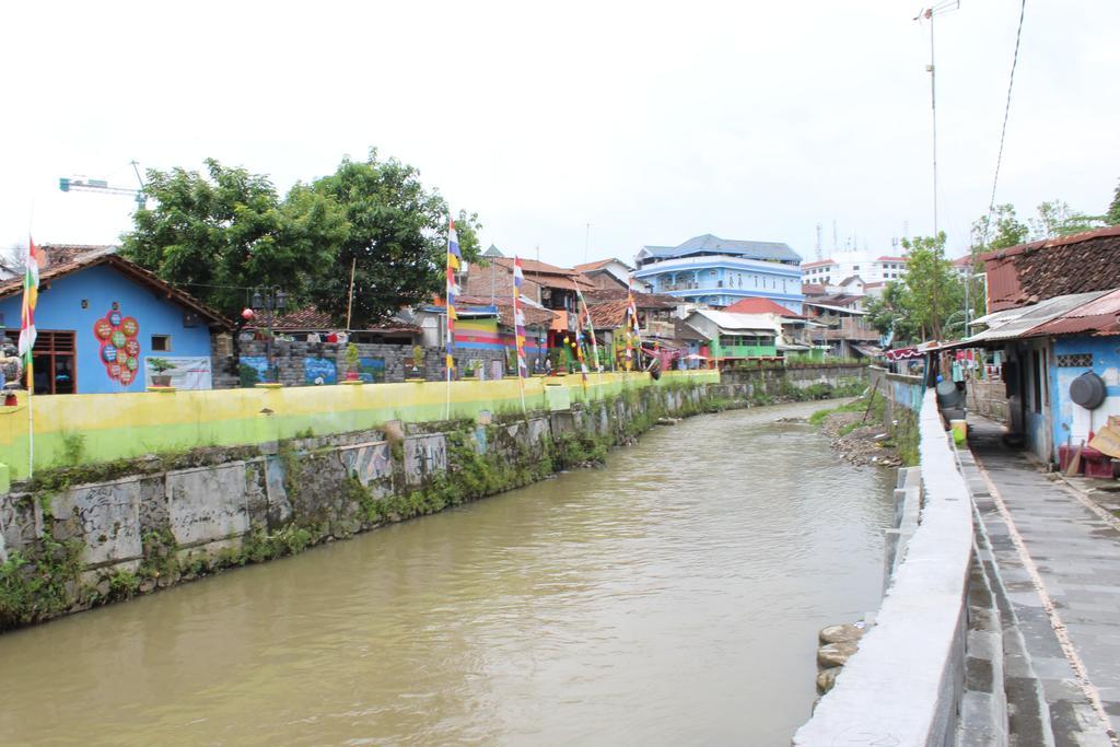 Jogja Backpacker Home Yogyakarta Buitenkant foto