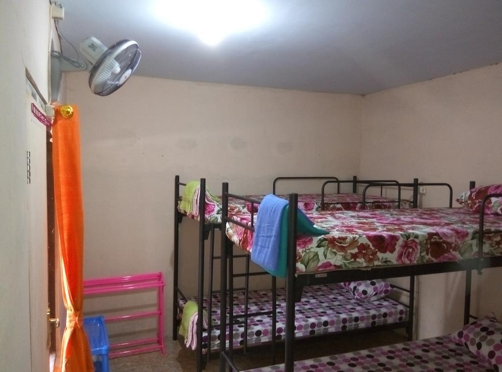 Jogja Backpacker Home Yogyakarta Buitenkant foto